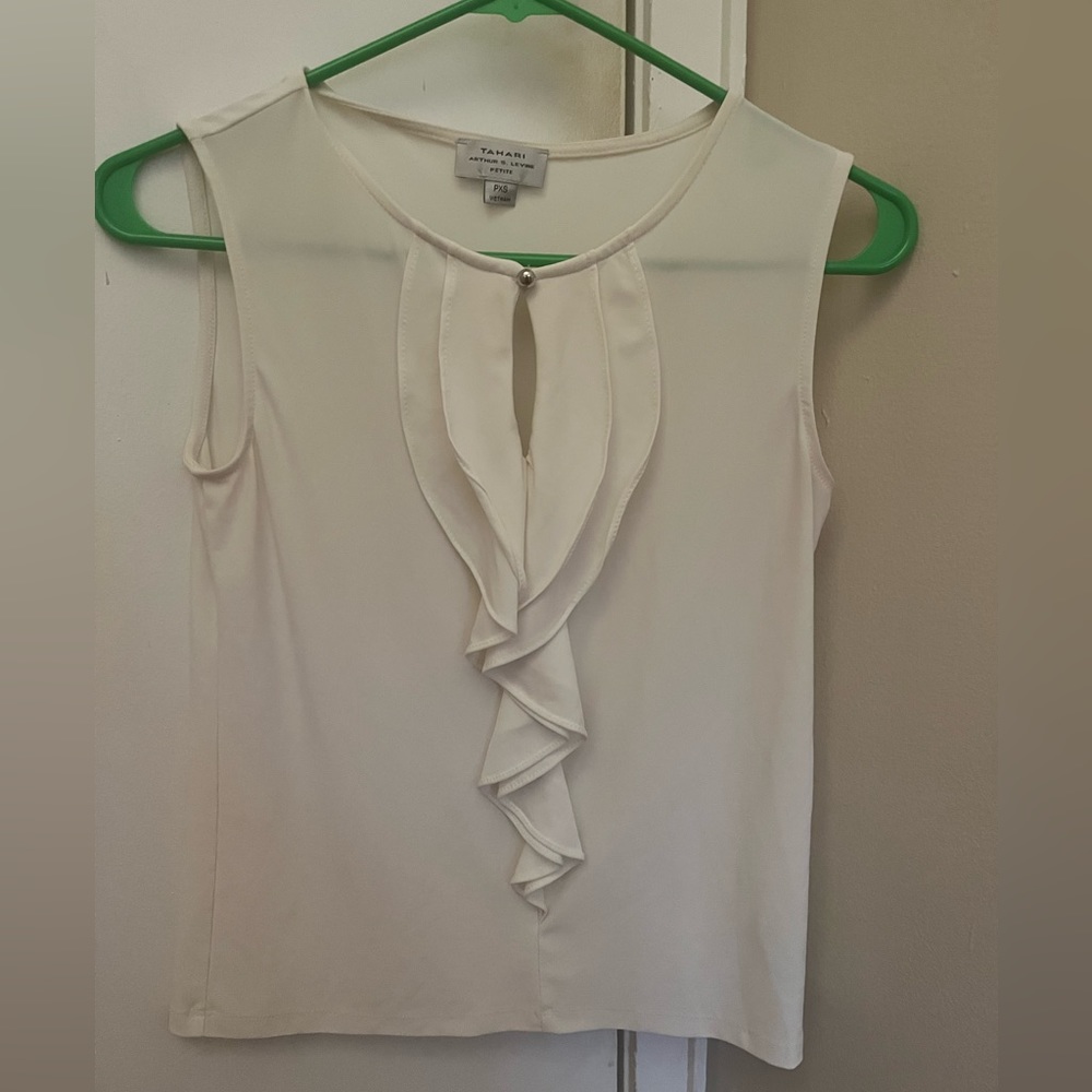 Tahari white blouse. Perfect for work. Size petite XS. Work twice